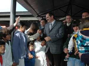 Alperovich y López inauguraron una escuela en el barrio Costanera