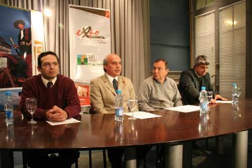 Pucharras y Díaz lanzan el evento en Turismo