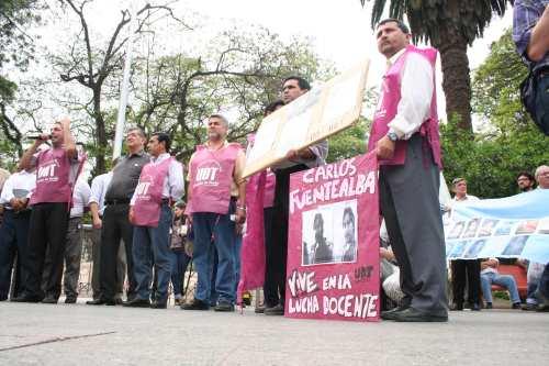 La movilización llegó a plaza Independencia