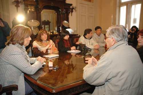 Montaldo acordó con APEM y AMET