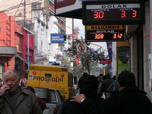 Los bancos no abrirán las puertas     