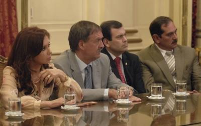 La Presidenta con Schiaretti, Zamora y Alperovich     