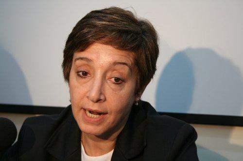 Beatriz Mirkin anunció la entrega de yogur probiótico.