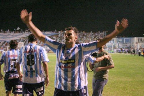 Gatón Leva que ingresó en el segundo puso el 4-0.