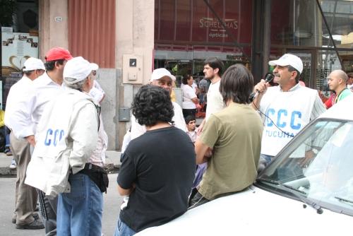 La multisectorial se movilizó en el microcentro.