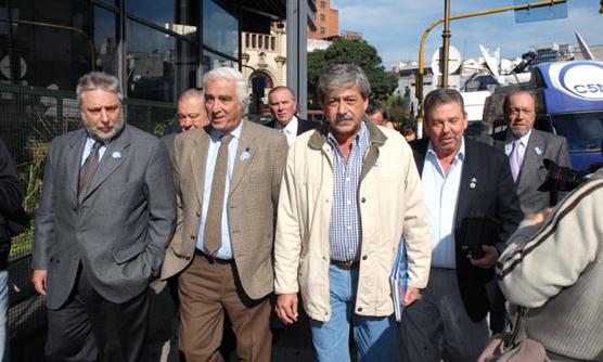 Los cuatro representantes del agro a la salida de la reunión