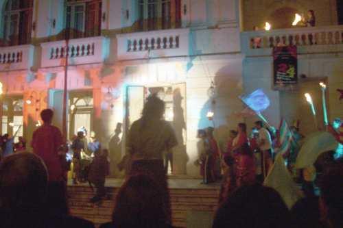 Murga frente al teatro San Martín