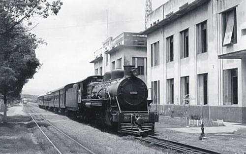 El "tren de palo" o "tren obrero" podría retornar      