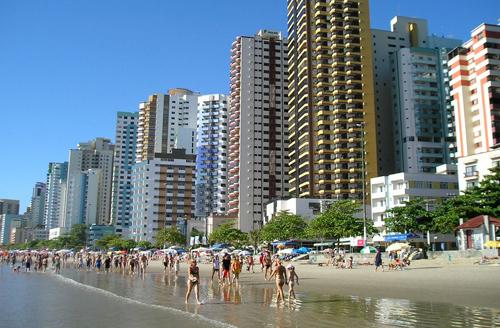 Las playas de Camboriú, destino muy elegido por los tucumanos