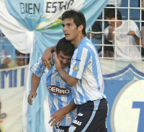 El Pulguita desató la algarabía en el Monumental