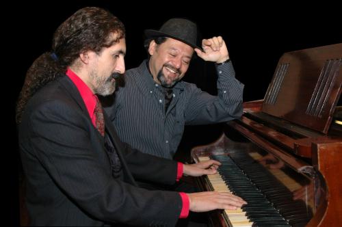 Oscar Zamora junto a Enrique "Kike" Yance