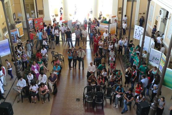 El rectorado rebalsó de jóvenes