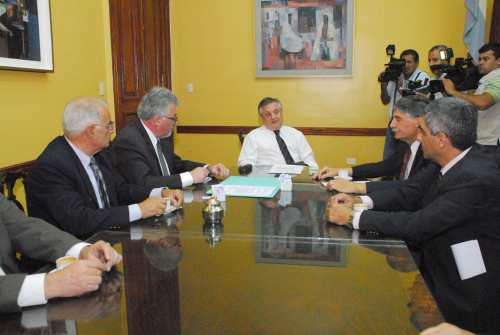 Los empresarios charlaron con Gassembauer   