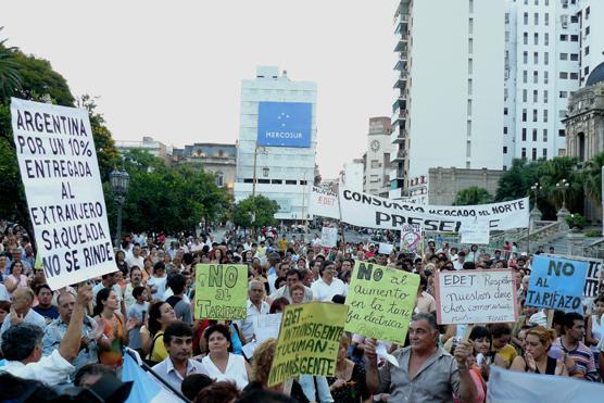 El publo en contra del tarifazo