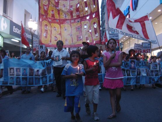 Marcharon por 25 de Mayo, 24 de Septiembre, Rivadavia y San Martín