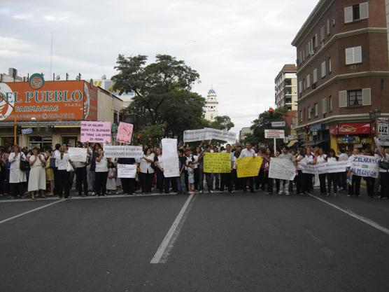 Los docentes de U.D.T.  pidieron blanqueo y aumento salarial