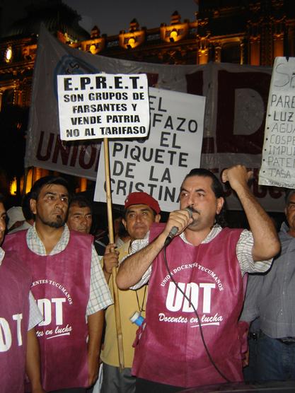 Arnedo dijo que los docentes estarán en asamblea permanente y manifestó que el 5 de Marzo marcharán en plaza Independencia