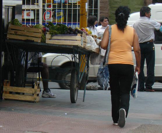 Verdulerías ambulantes, cada vez se ven más