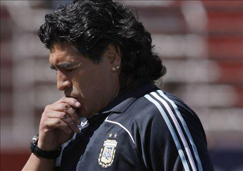 Un duro golep al ego de Maradona