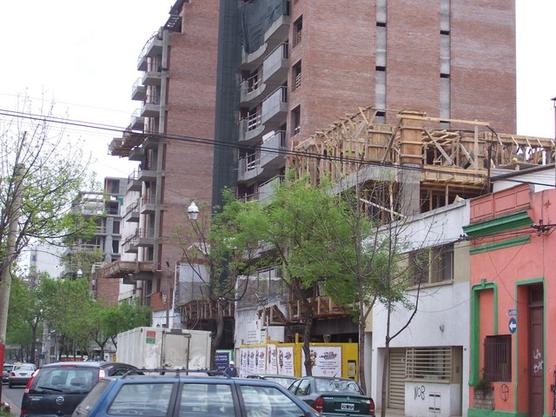 Las obras públicas están salvando al sector