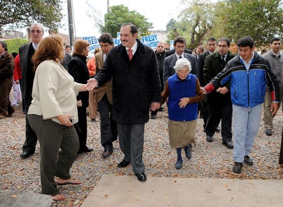 Alperovich en su recorrida habitual