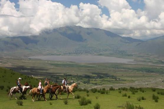 Cabalgata en Tafí del Valle   