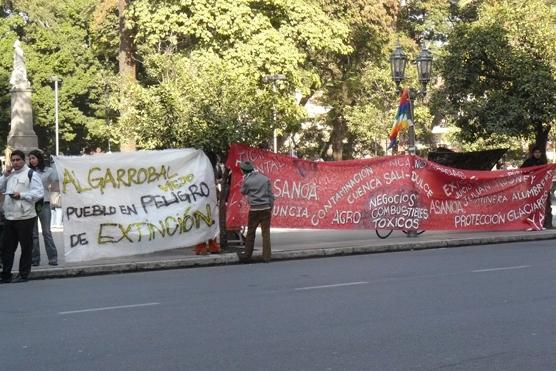 Al frente de la FET ambientalistas pedían a los defensores que tomen medidas ecológicas