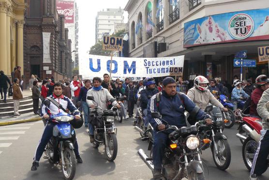 Los obreros metalúrgicos hicieron una nueva jornada de protesta