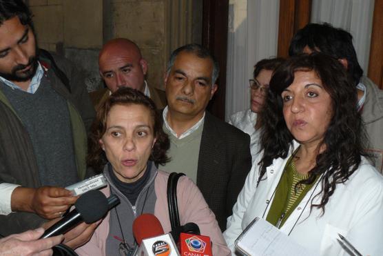 La médica Estela Di Cola al término de la reunión con Yedlín habló con los periodistas