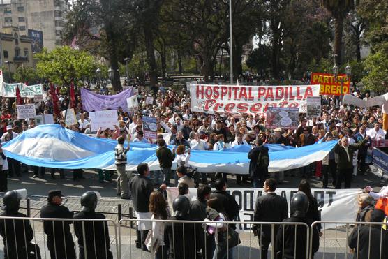 Gran concurrencia en plaza Independencia