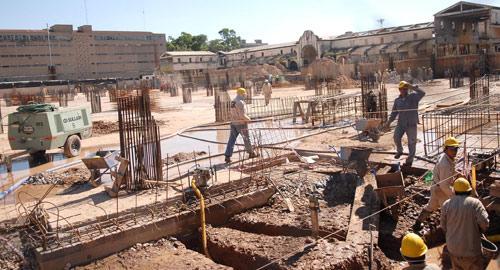 El hotel se construye en el ex Abasto