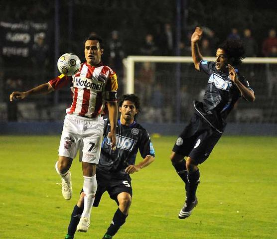 Herrera convirtió dos goles