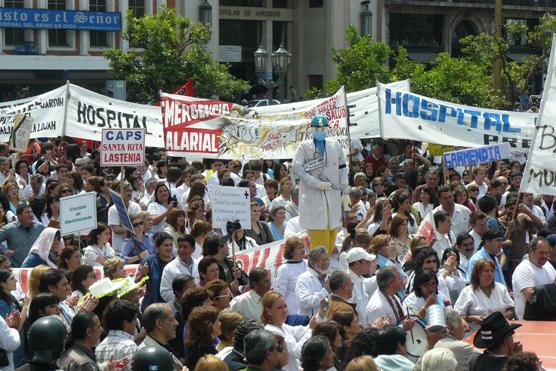 Una multitud sin respuesta