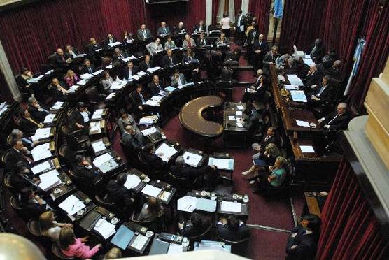 El senado estaba a punto de sancionar la democrática ley de medios