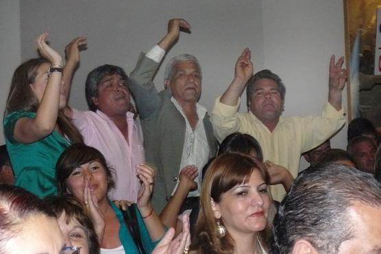 En el recinto había clima de cancha por los cánticos de la gente