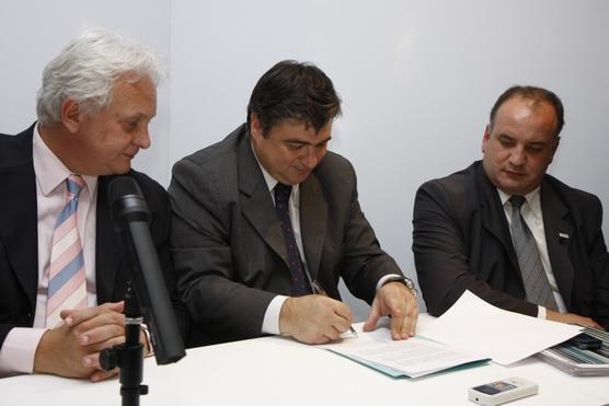 Firma de convenio