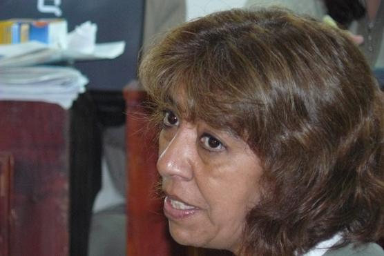 Estela Maris Ambruni, personal del Colegio en la parte de recepción