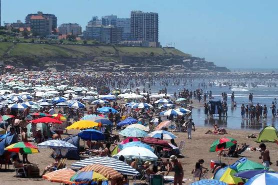 Mucha gente en Mar del Plata