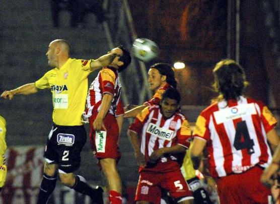 San Martín cayó 1-0 en el partido de ida