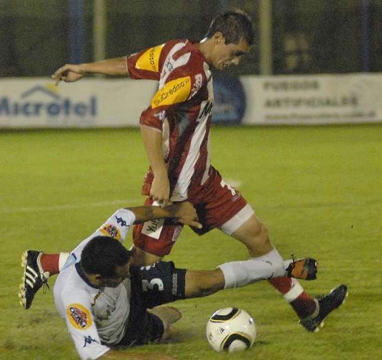 Valioso triúnfo del Santo en Rosario