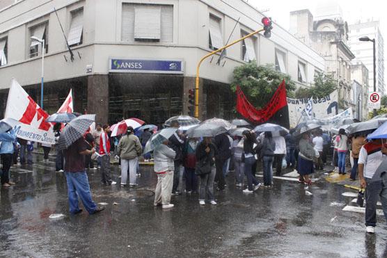 Encabezados por la CCC que antes de llegar hicieron un corte de 2 horas en Concepción