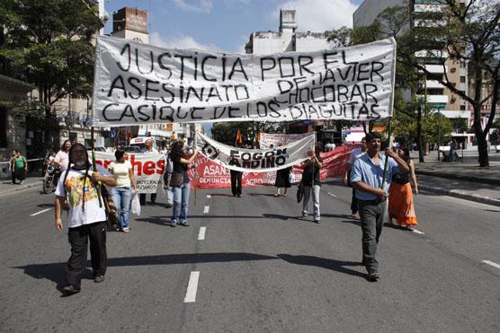 En reclamo de justicia, para que lo asesinos paguen lo que hicieron