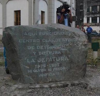 El año pasado se puso una piedra en homenaje a la memoria