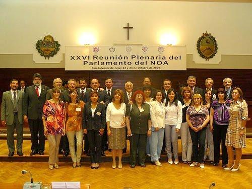 Los parlamentarios en la anterior reunión