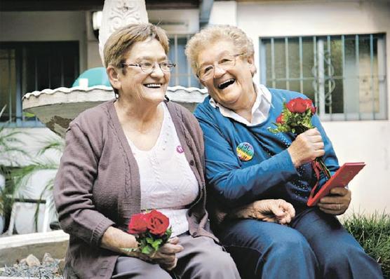 Norma y Ramona se casaron el viernes y son el primer matrimonio de lesbianas en el país