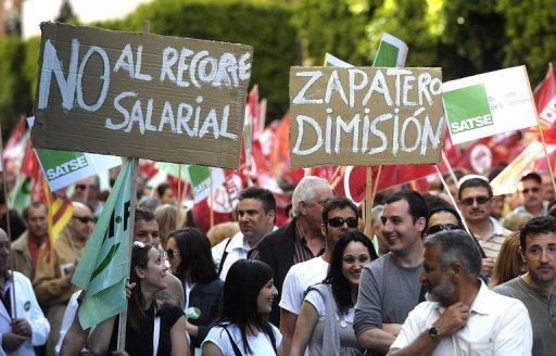 Empleados estatales salieron a manifestarse   