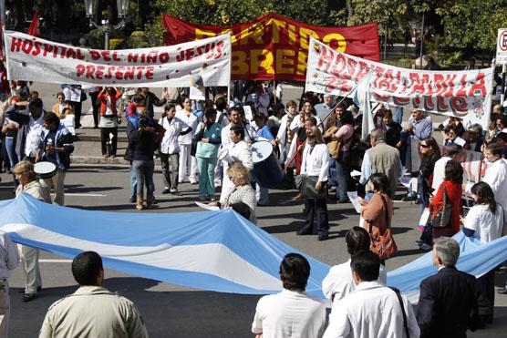 Los autoconvocados protestando en Plaza Independencia