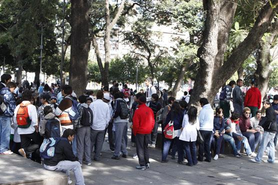 los estudiantes coparon la Plaza Independencia