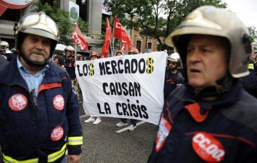 Bomberos en una manifestación contra la política de austeridad del gobierno