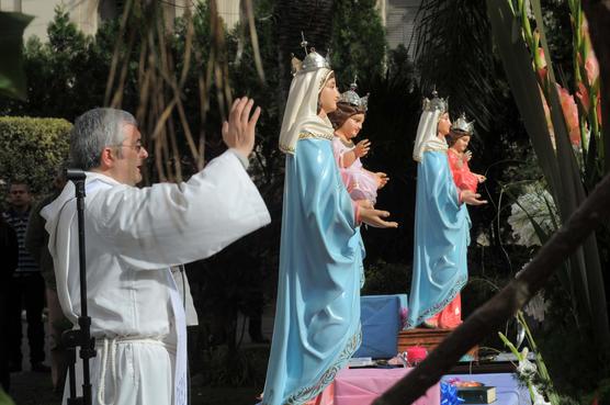 Entronización de la Virgen